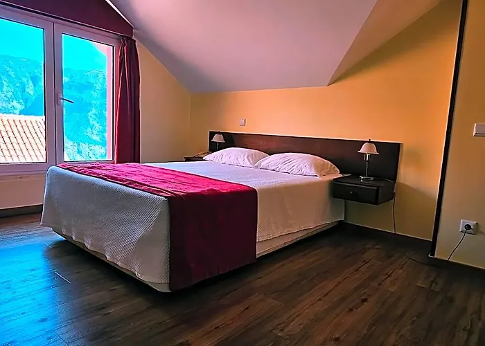 Hotels in Madeirã