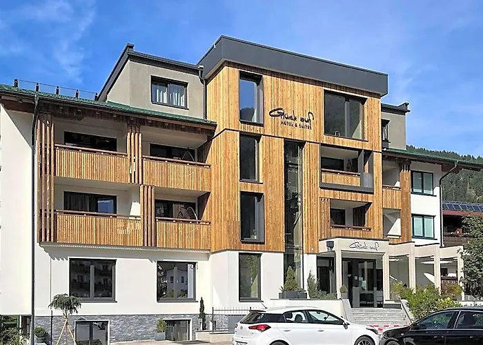 Hotel & Suites Glueck Auf