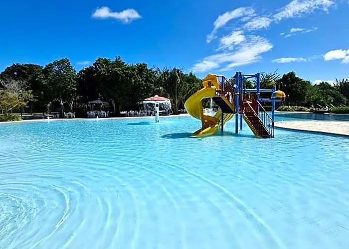 ILOA Condomínio Resort BARRA DE SÃO MIGUEL, Quarto em frente a piscina