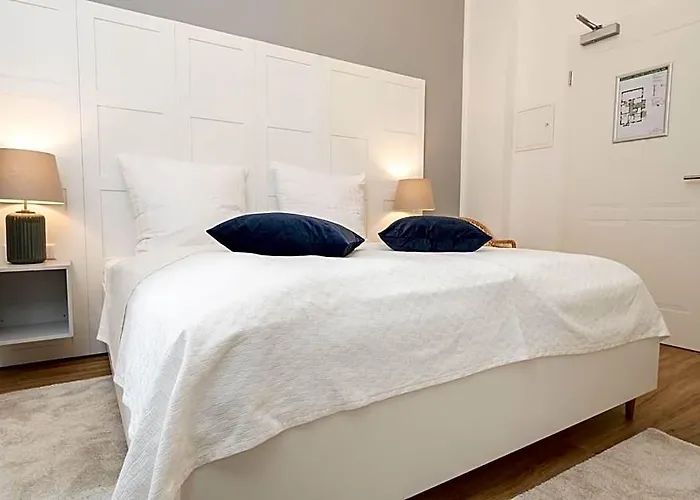 Hotels in Lubbecke