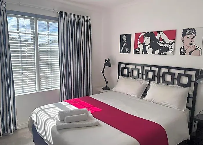 Hotels in Jeffreys Bay