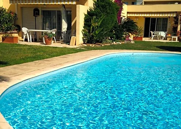 Villa C3 Arthur Rimbaub chambre d’hôte piscine proche mer plage 600m Cagnes-sur-Mer