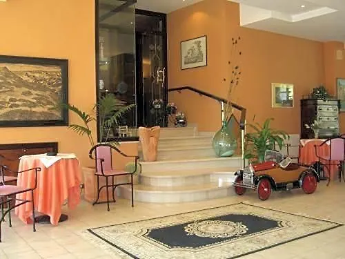 Calitri Hotels