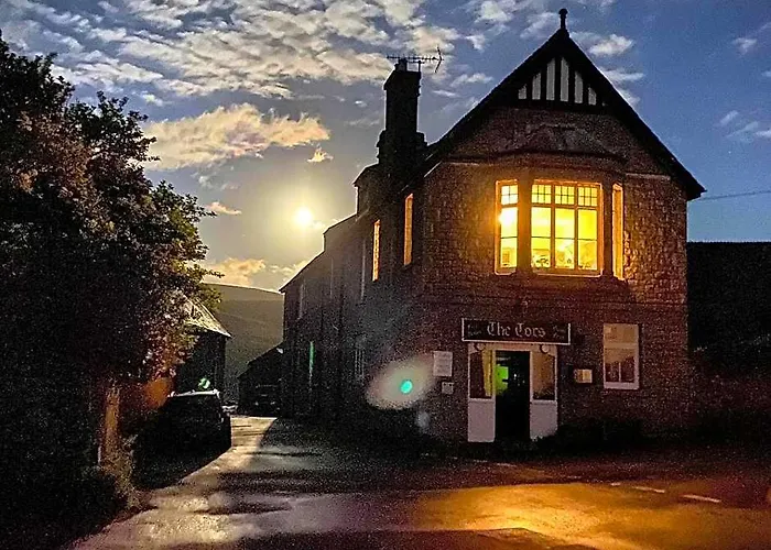 Okehampton Hotels