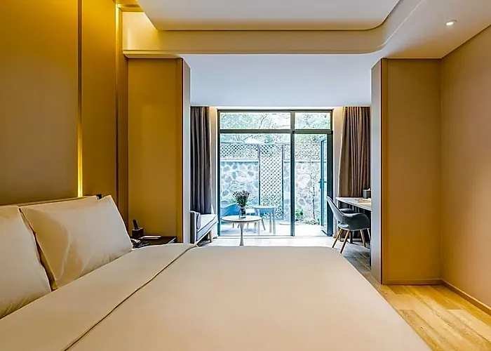 Maoming Hotels