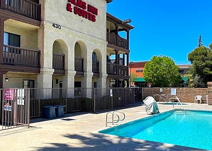 Palms Inn & Suites Palmdale
