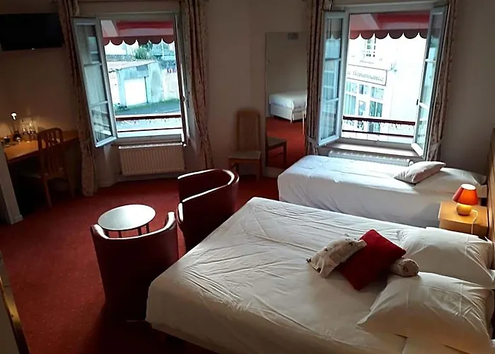 Le Lude Hotels