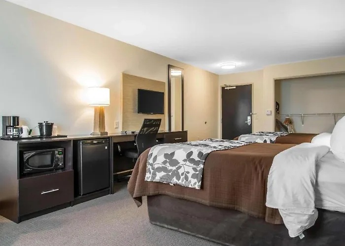 Marshall Hotels