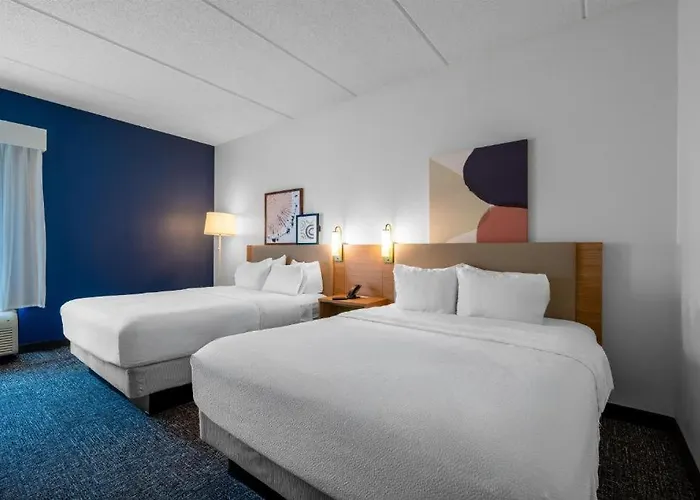 Grain Valley Hotels