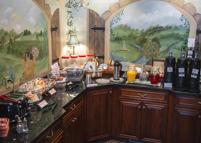 Cedarville Hotels