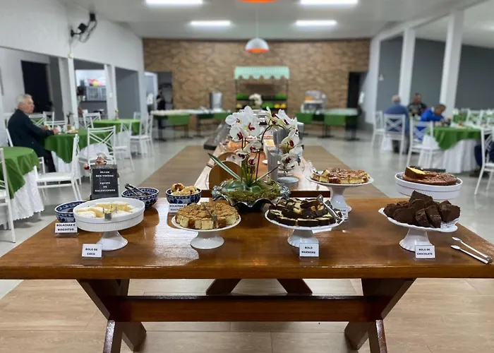 Hotéis de Santa Cruz do Rio Pardo