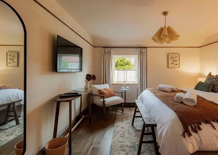 Knaresborough Hotels