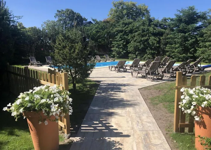 Pustkowo Hotels With Pool