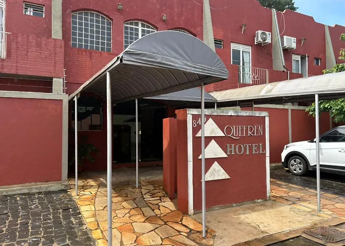 Hotéis com piscina em Uberaba