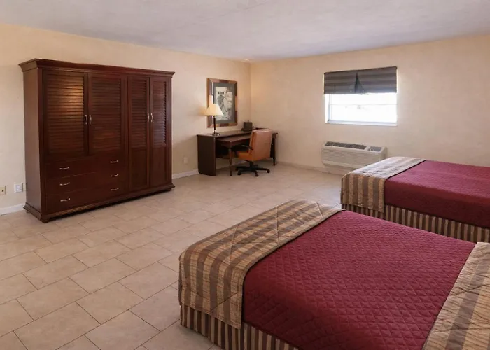 Alvin Hotels
