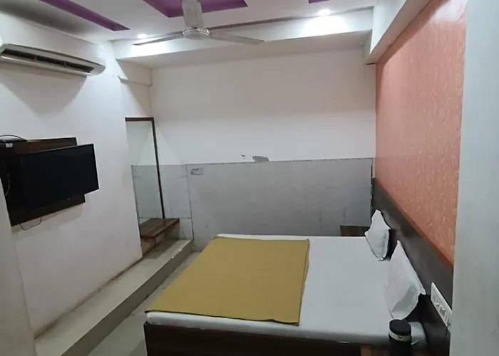 Hotels in Mahesana