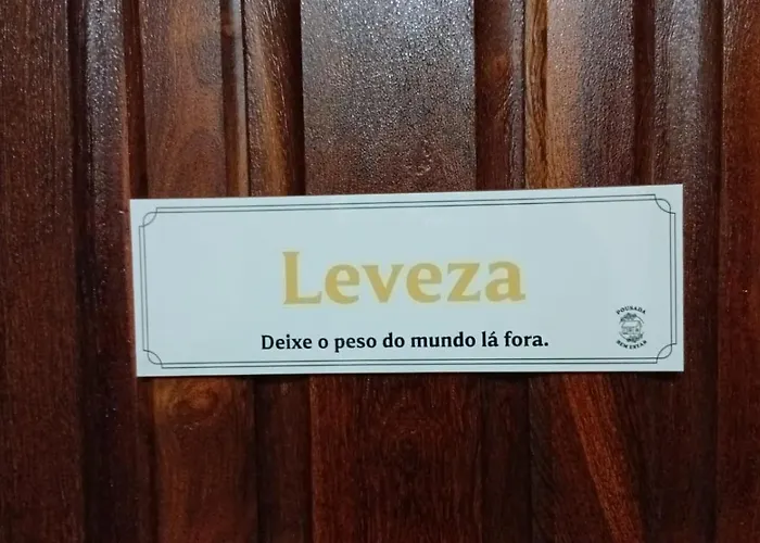 Hotéis de Campina Verde