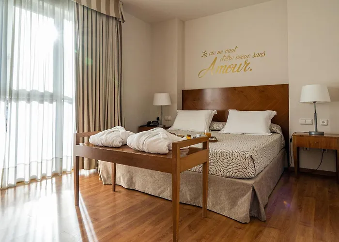 Avenida Hotel Almería