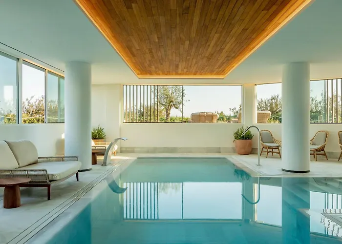 Hotels in Santo Tomás