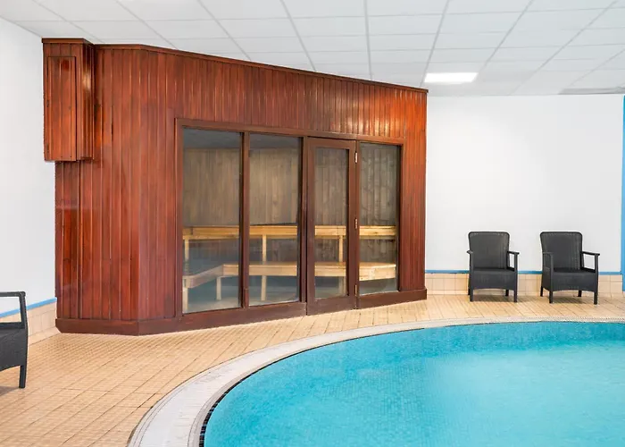 Peterhead Hotels