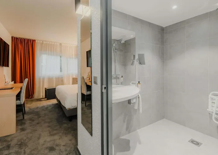 Seynod Hotels