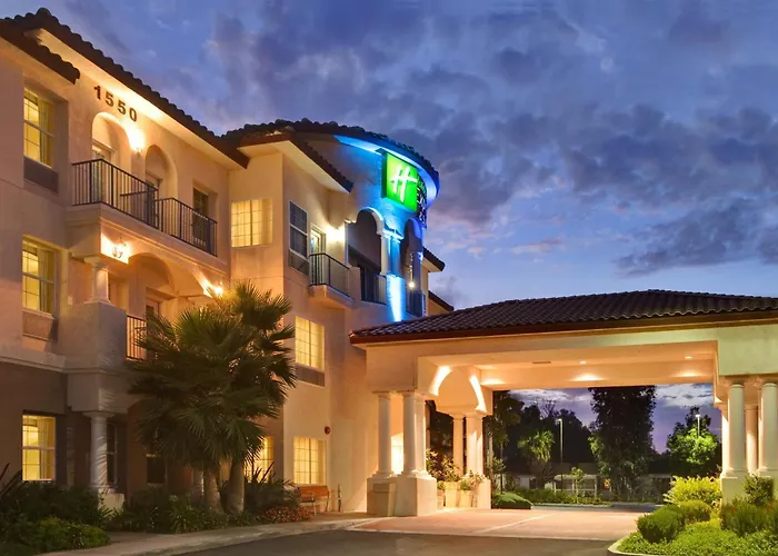 Corona Hotels