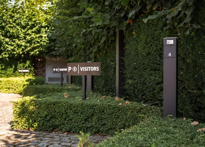 Sint-Laureins Hotels