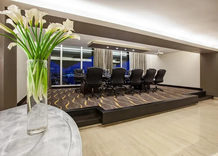 Hotel Crowne Plaza Santo Domingo By Ihg