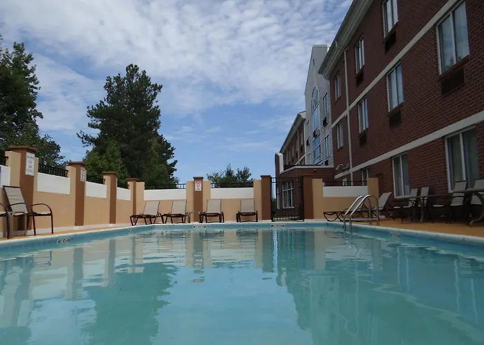 Delmar Hotels