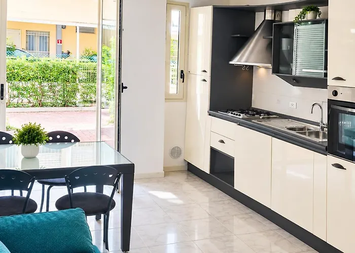 Family Hotel Antibes -50m dal mare -