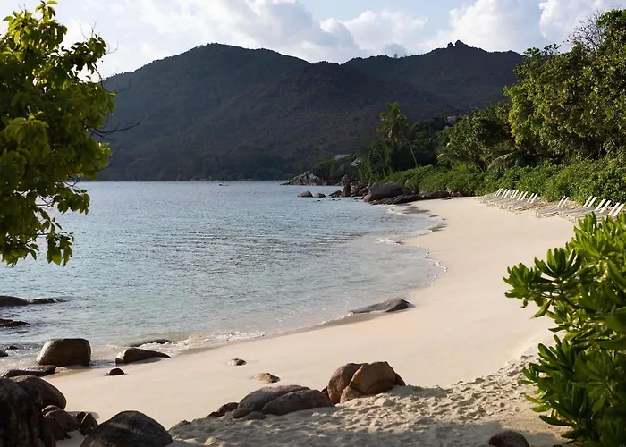 Hotel Raffles Seychelles à Anse Lazio