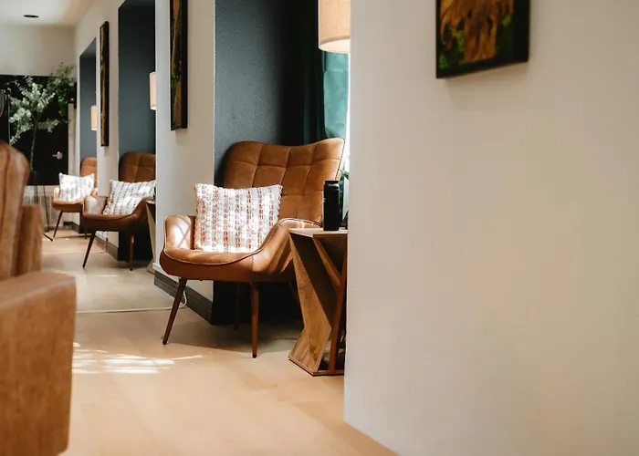 Bentonville Hotels