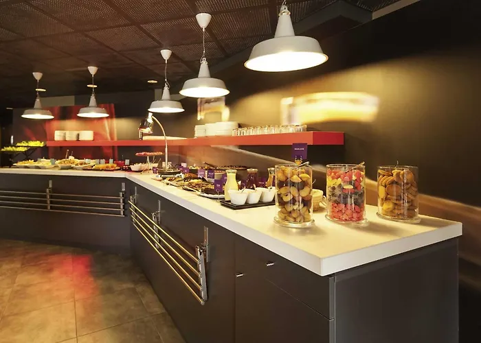 Hotel Ibis Évry-Courcouronnes