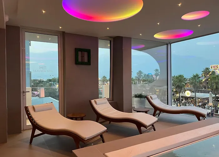 Edison Hotel Seaview & Spa