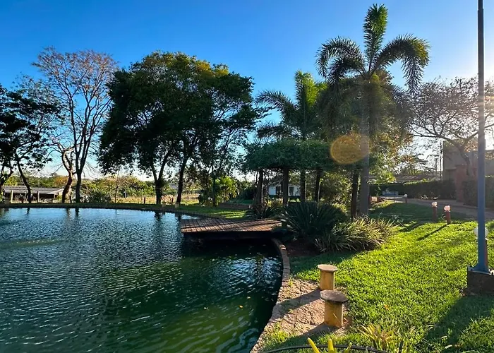 Hotéis de Adamantina