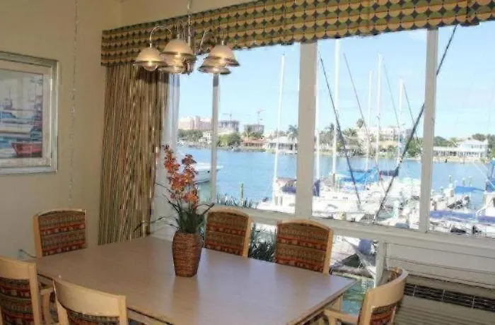 Chart House Suites And Marina Clearwater Beach