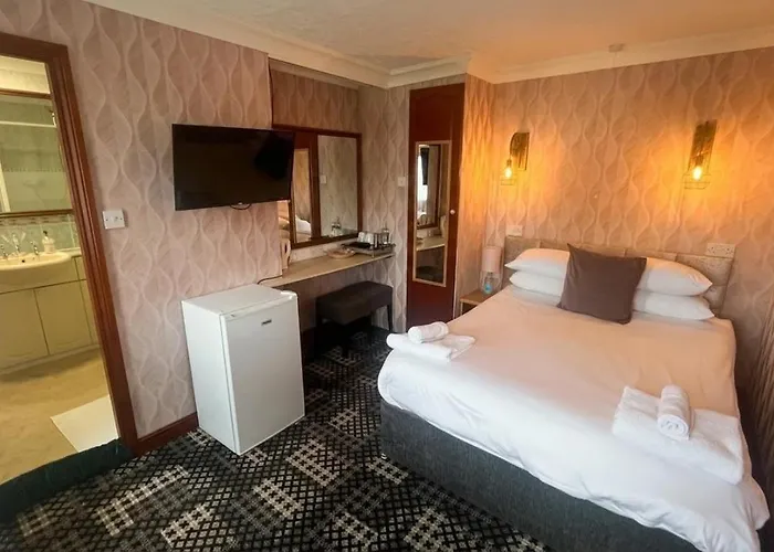 Brighouse Hotels