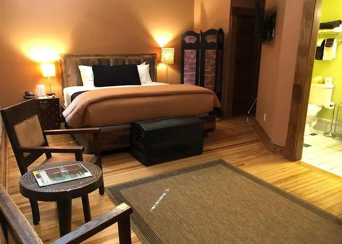 Hotel Frederick Boonville