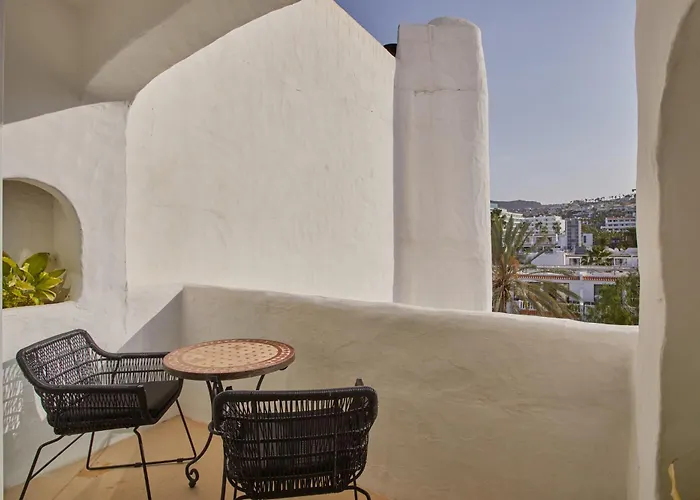 Hotels in Costa Adeje (Tenerife)