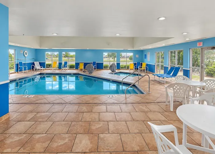 Super 8 By Wyndham Madison South Motel