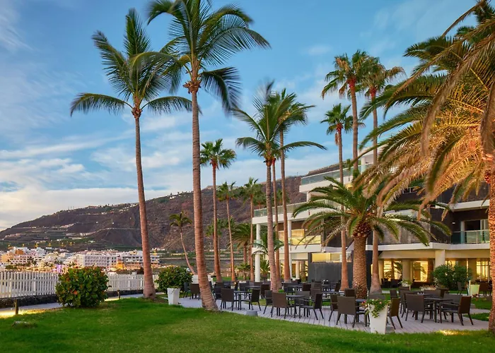 Hotels in Puerto De Naos