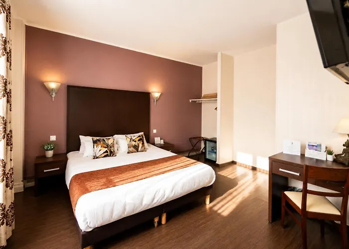 Brit Hotel Confort Auclair Guéret