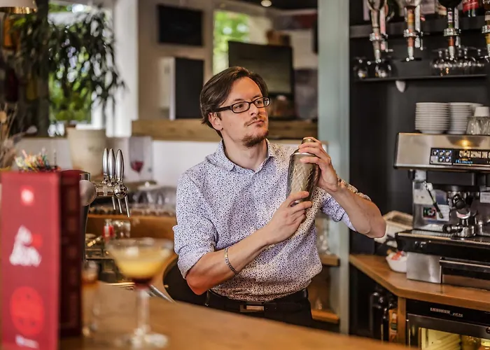 Ibis Colmar Est - Hotel Restaurant en Alsace
