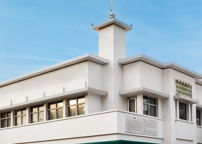 Hotels in Surabaya