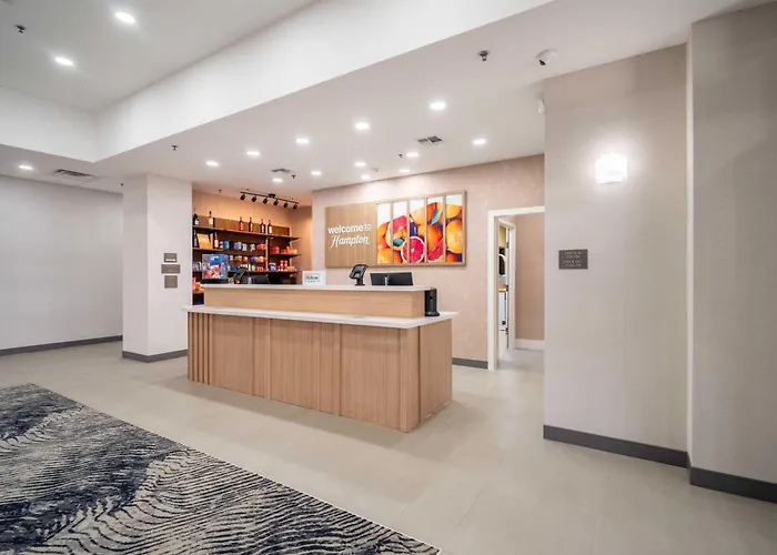 Hampton Inn & Suites Mission