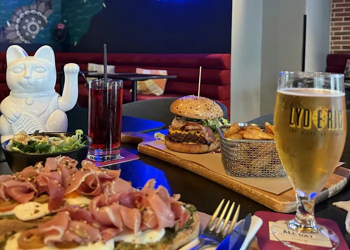 Moxy Amiens Hotel