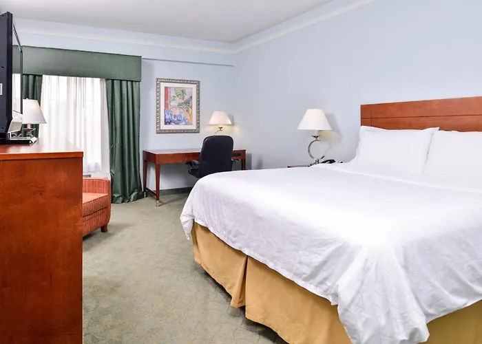 Holiday Inn Express Tampa North Telecom Park By Ihg Temple Terrace
