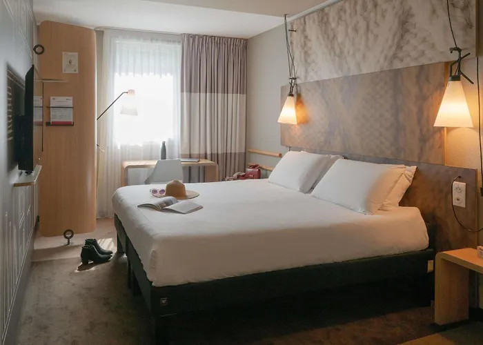 Hotel ibis Lyon Caluire Cité Internationale