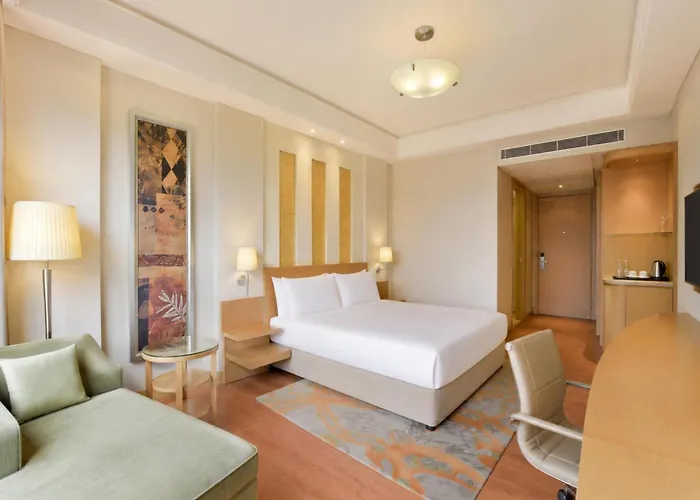Hotels in Noida