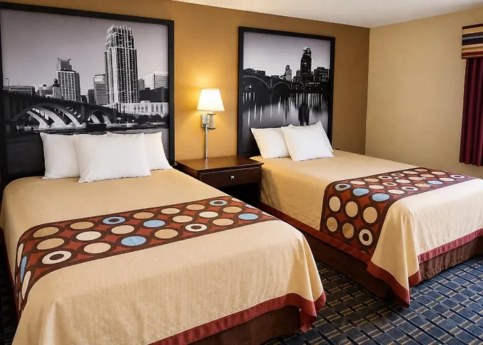 Melrose Hotels